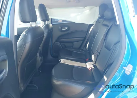 2020 Jeep Compass Limited 4X4 from USA, damaged, VIN 3C4NJDCB2LT200263